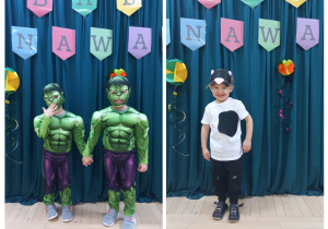 Chłopcy pozują do zdjęcia