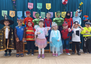 Grupa I pozuje do zdjęcia