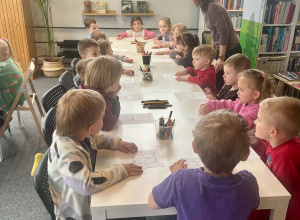Grupa Motylki w bibliotece